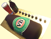 VB Bottle. Looks fantastic! There is even Jelly in the glass to look like beer!